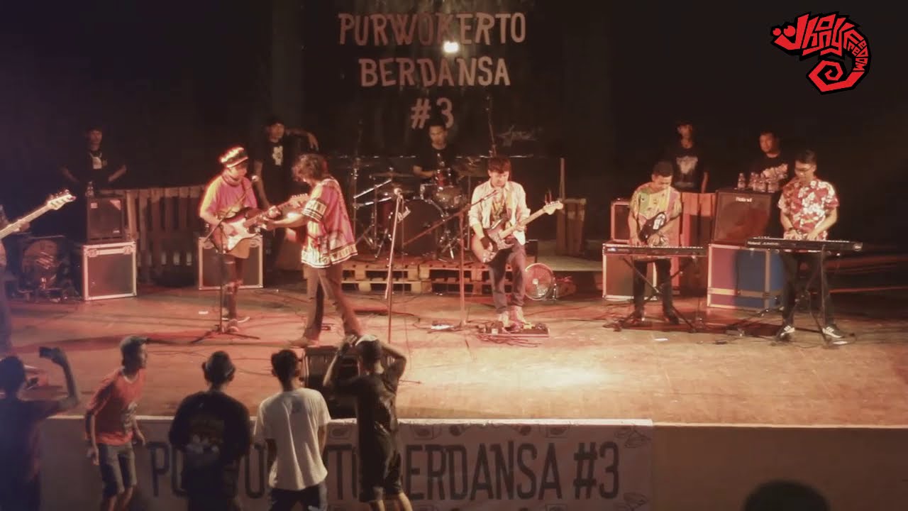 BERDIKARI - Jhony Freedom ( Live at Purwokerto Berdansa #3 )