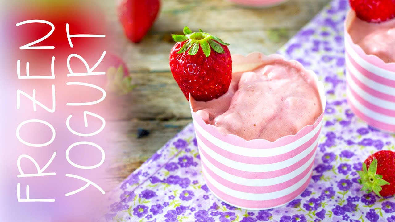 GELATO alla FRAGOLA e YOGURT | RICETTA LIGHT e FACILISSIMA SENZA GELATIERA | Frozen Yogurt