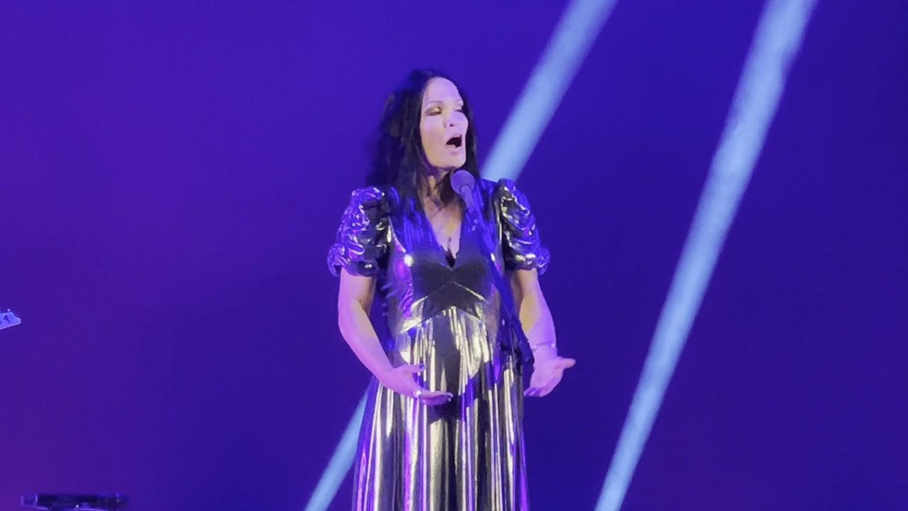 Tarja - Varpunen Jouluaamuna (Live in Zlin 2021