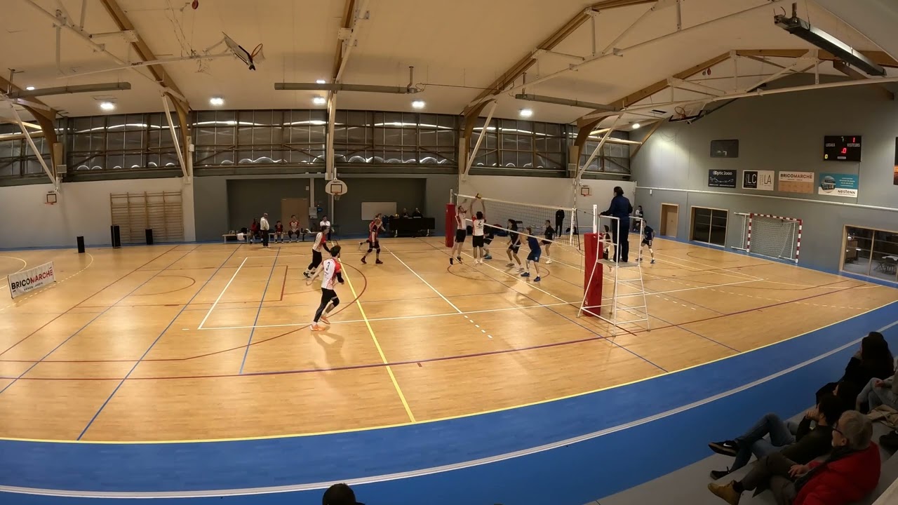 R2M : VOLLEY CLUB DE L'AUTHION VS JEUNESSE SPORT COULAINES
