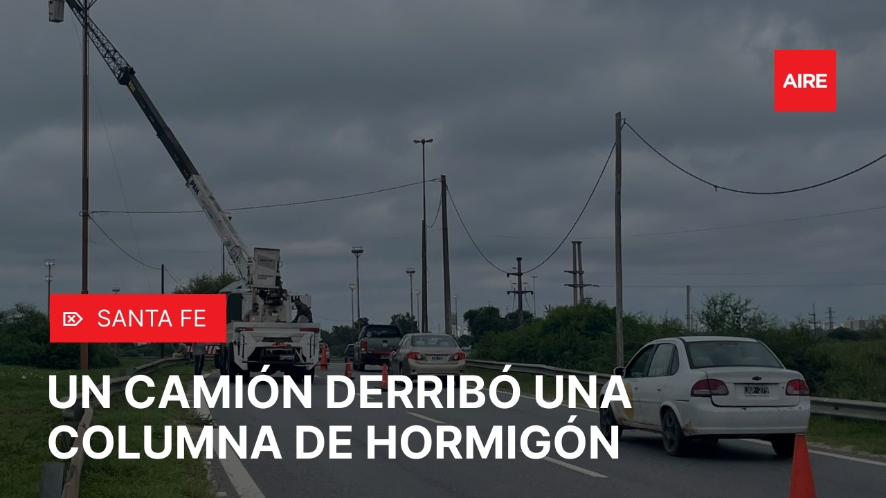 Un camión TIRÓ UNA COLUMNA en Ruta 1 y cortó el tránsito: así fue el operativo