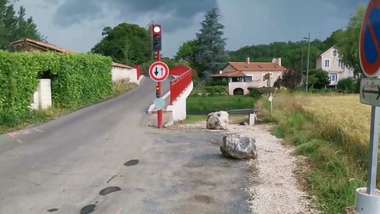 Французские города, Периге (PERIGUEUX)