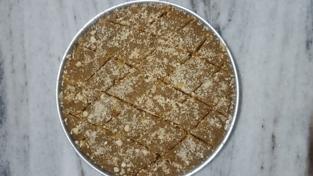 Cooker me banaiye tasty 😋 chanadal ka halwa o bhi Minto me 
