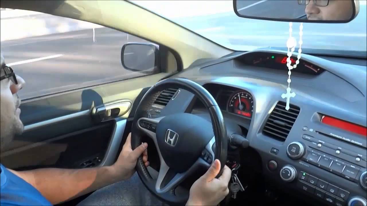 How To Change Lanes On The Highway-Driving Lesson