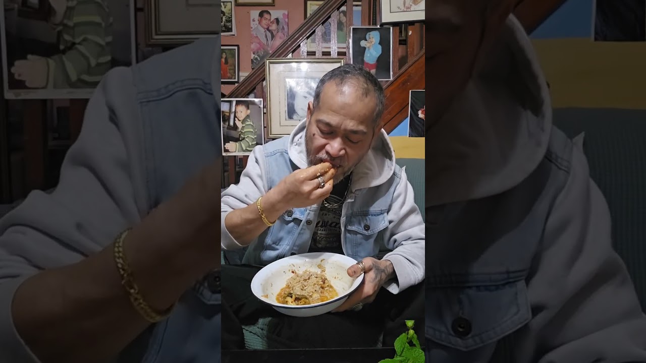 တနင်္ဂနွေနေ့နံနက်စာထမင်းဝိုင်းလေးဖြစ်ပါတယ်ခင်ဗျာ