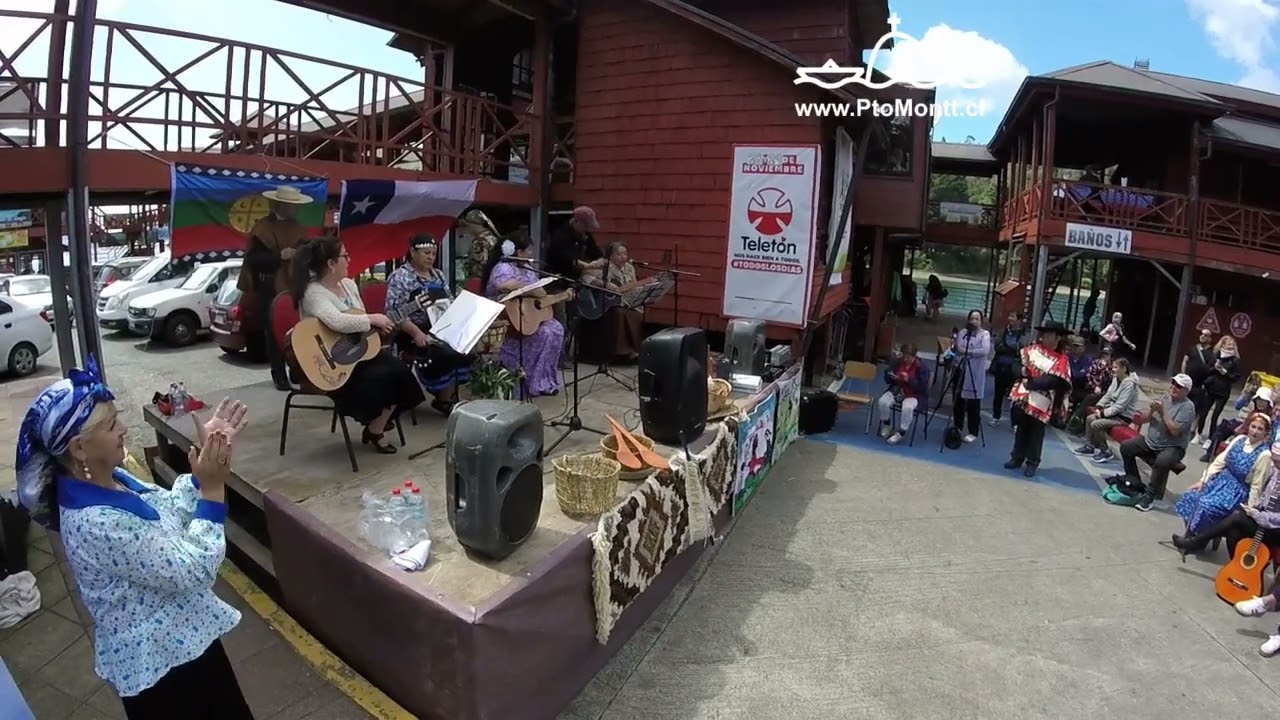 Puerto Montt fue sede del 5º Encuentro de Cantoras Populares en el Mercado Angelmó