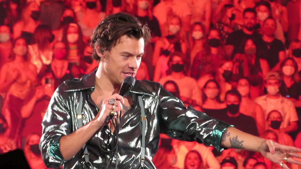 Harry Styles - Packers and Advice - St Paul