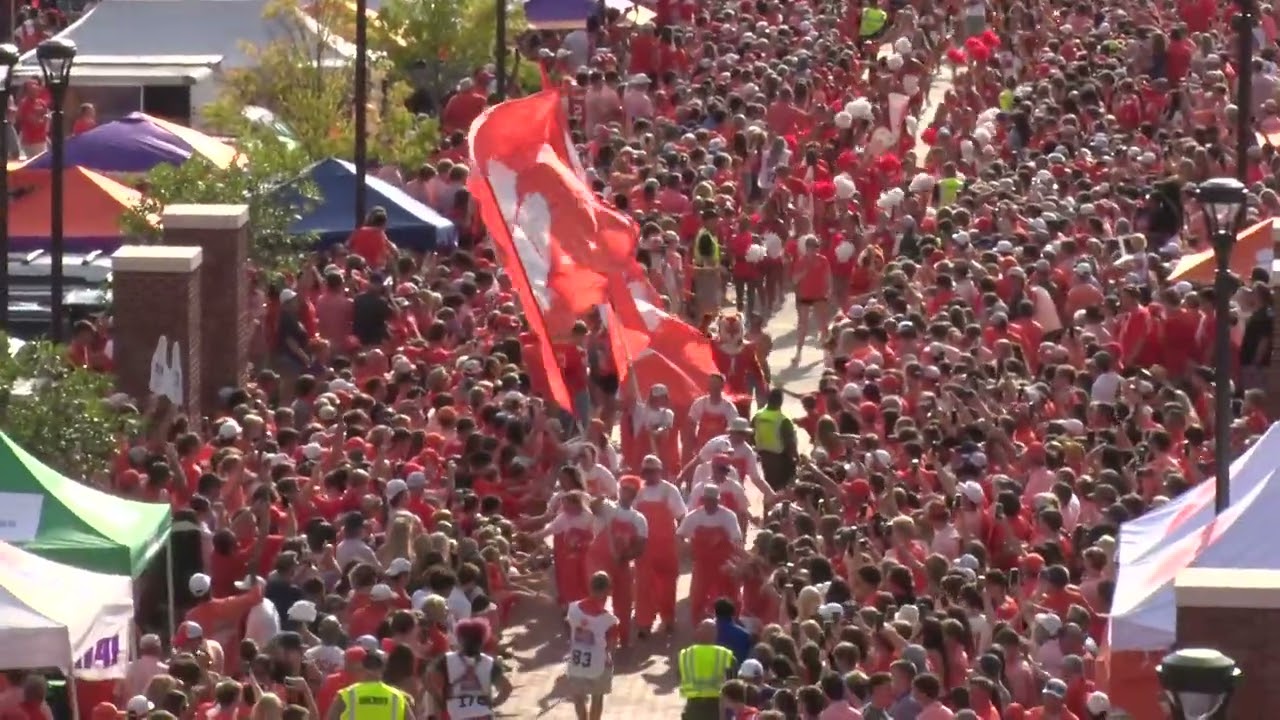 Tiger Walk - Clemson Battles LSU