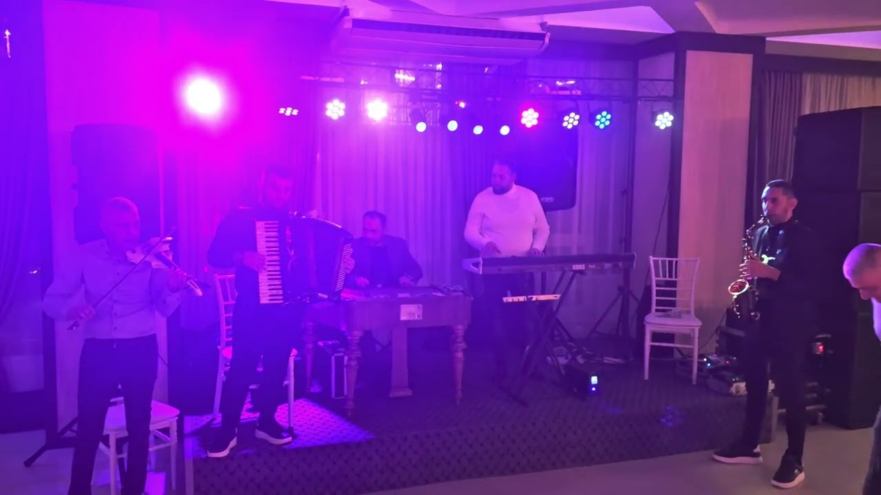 ✨️Formația Zvon Music din Craiova ✨️ (Adrian Stanciu  Tel :📞 0764.620.162 )❗️