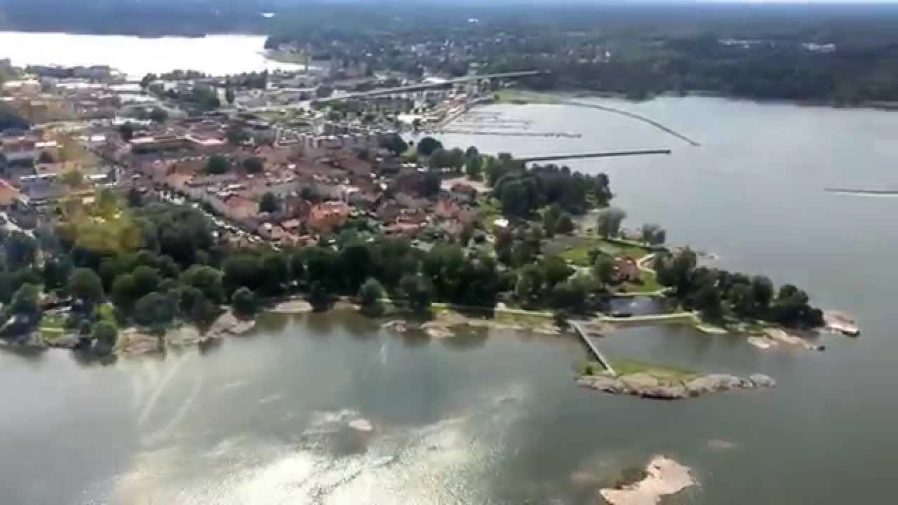 A trip over Vänersborg by Helicopter