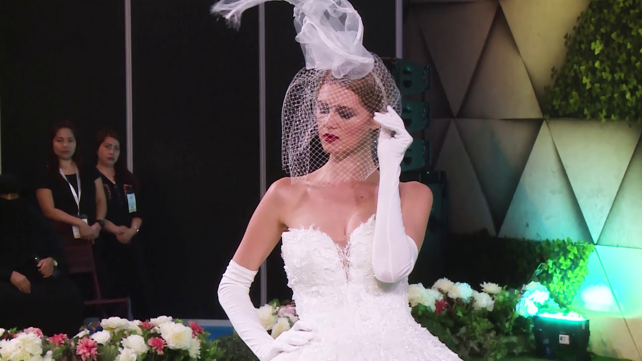Dubai Brideshow Coverage by Qomrah Photography | Garimon Fashion House|