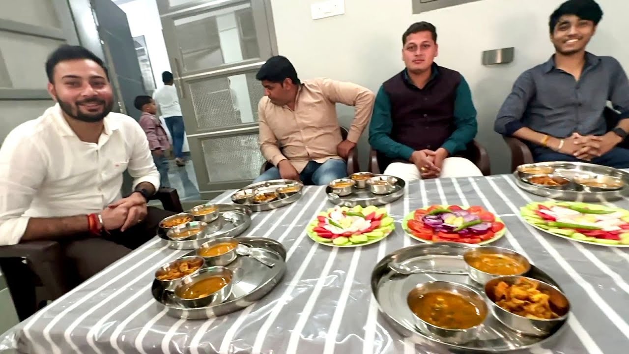 Pehli baar Akash ke Sasural gaye !! 😁