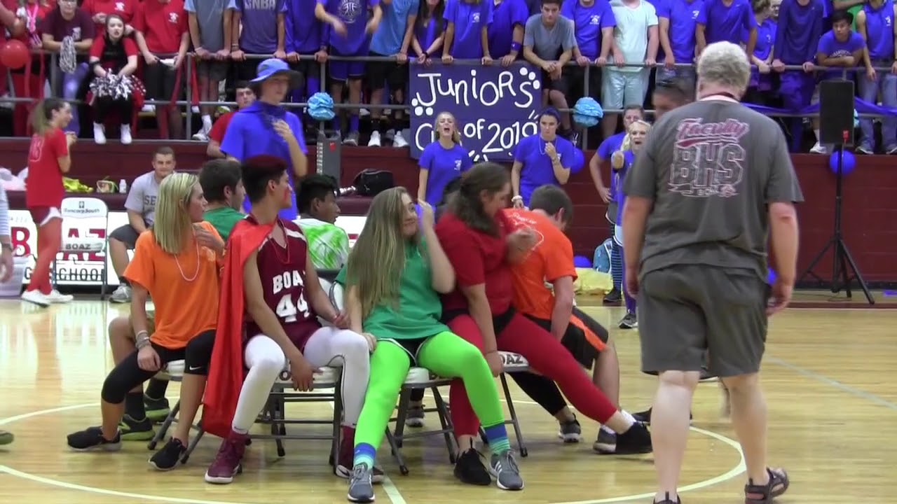 Cut Throat Musical Chairs--Boaz Homecoming 2017