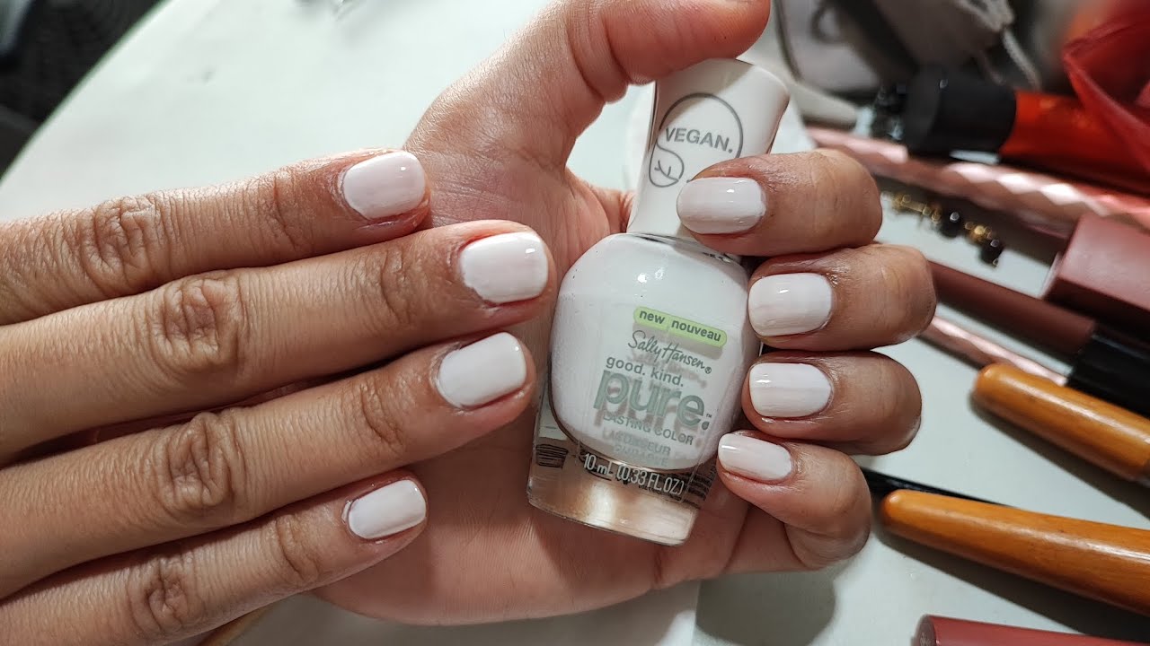 Probando el esmalte nuevo vegano de Sally Hansen🌱💅 Tono: 120 White Tea🌱