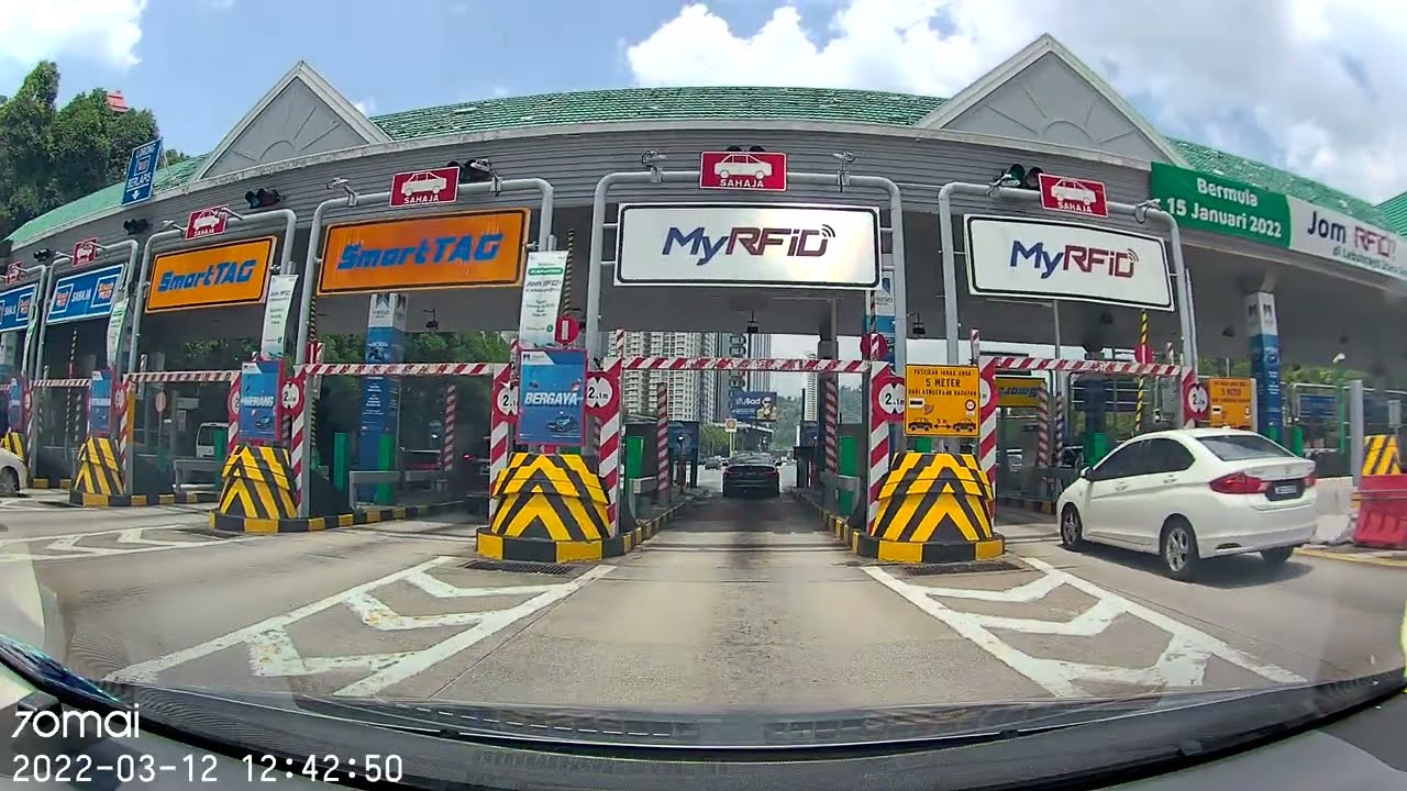 test rfid dekat plaza tol jalan duta arah utara