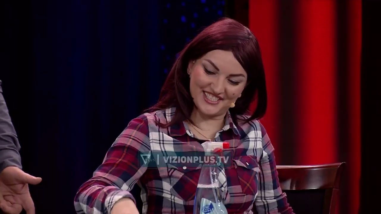 Bujtina Qejflia me punonjëse të re - PaPare Najt