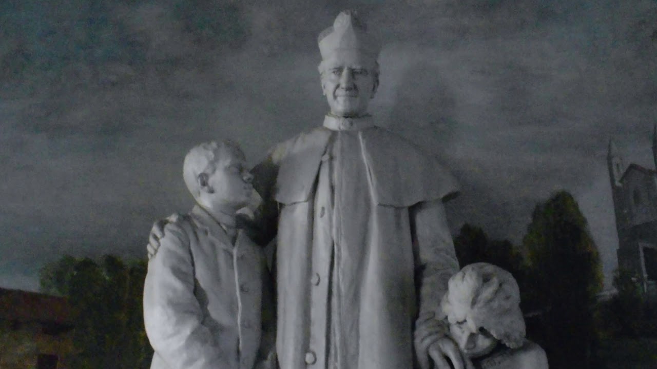 Basílica de María Auxiliadora y Casa Salesiana - Turín - Italia