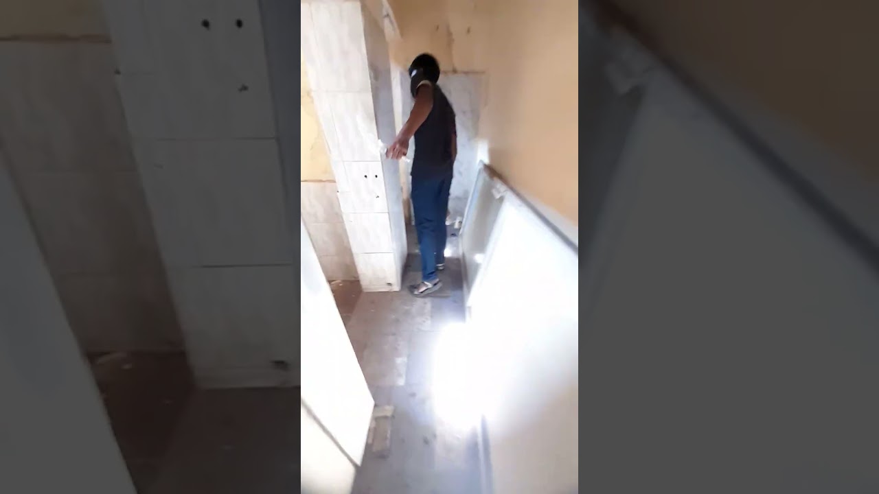 Adventure into a abandoned bank with abd