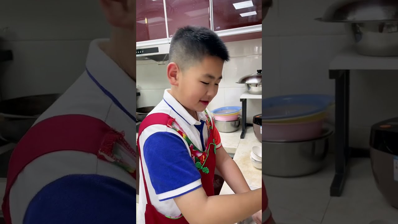 【超小厨】三口之家的生活，简简单单平平淡淡！#小小厨洗碗#乖宝宝#Shorts