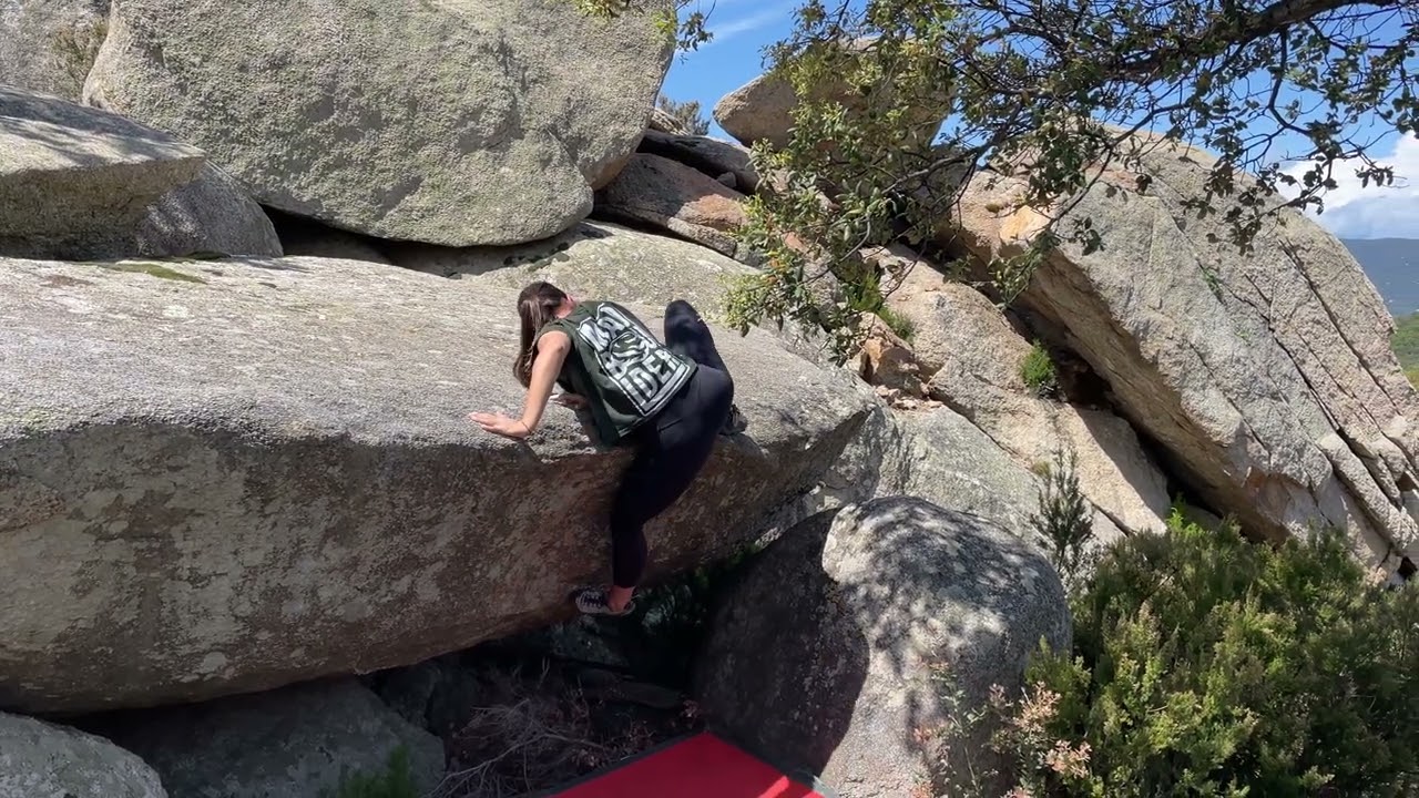 El mantle, 5+. La Jonquera