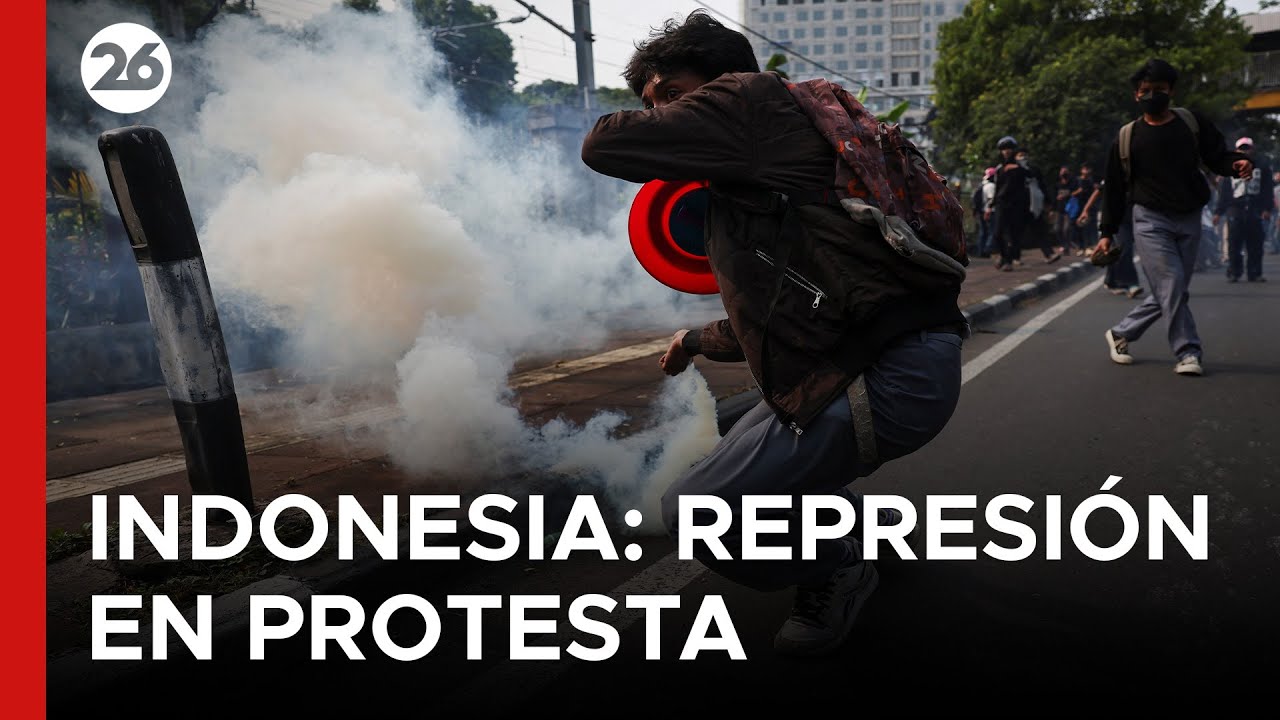 🔴 ASIA | Violencia y represión en una protesta en Indonesia