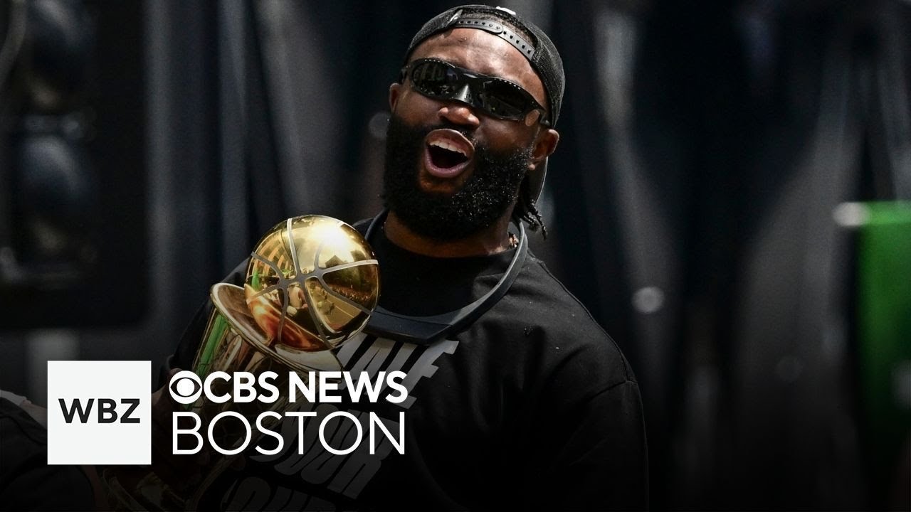 Jaylen Brown surprises fans who found ring he lost at Celtics parade