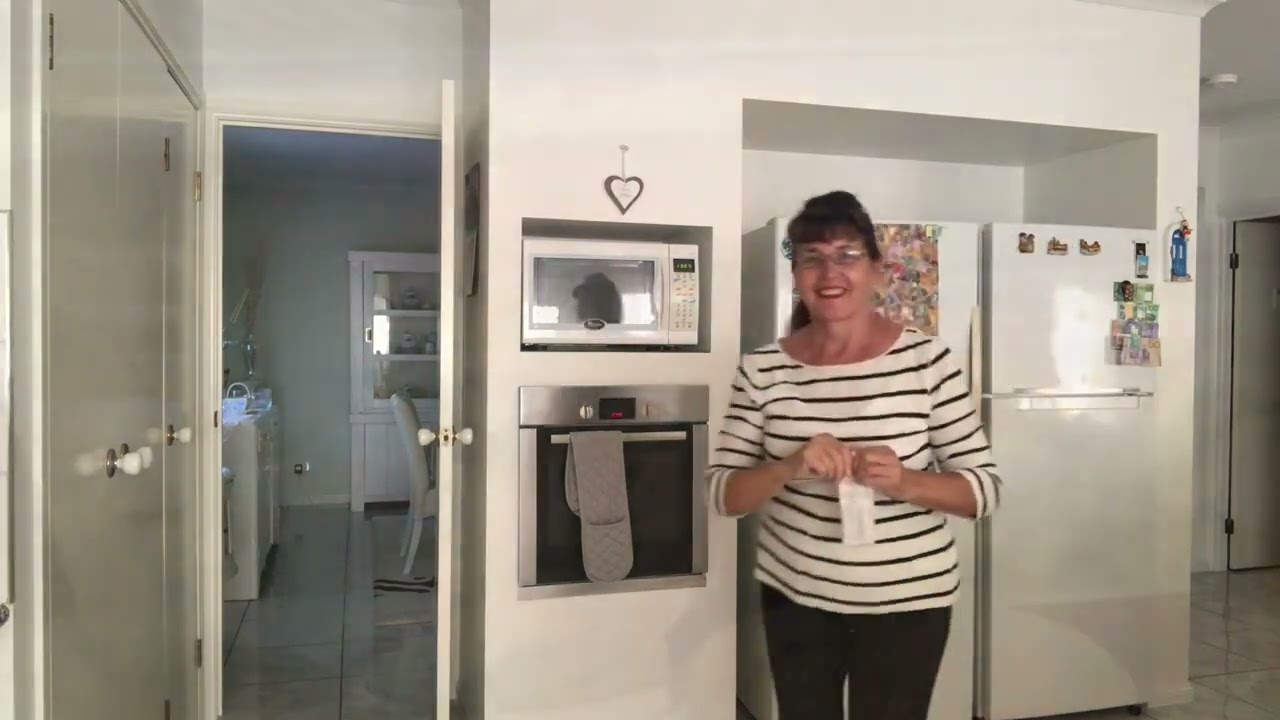 AUSTRALIA - Kopytka ze szpinakiem, zwykle i zupa.  Jakie sa toalety w Australii . Toaleta w Indiach.