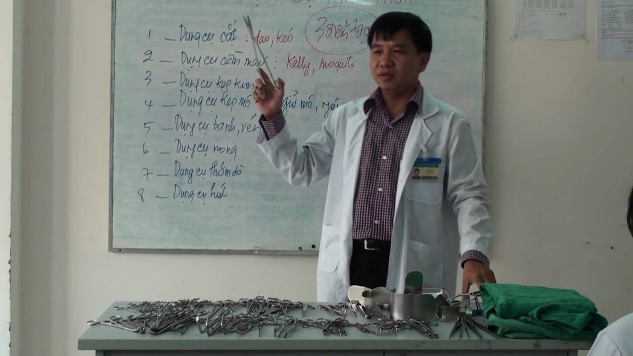 Dụng cụ phẫu thuật căn bản, mặc áo, mang gant phần 2