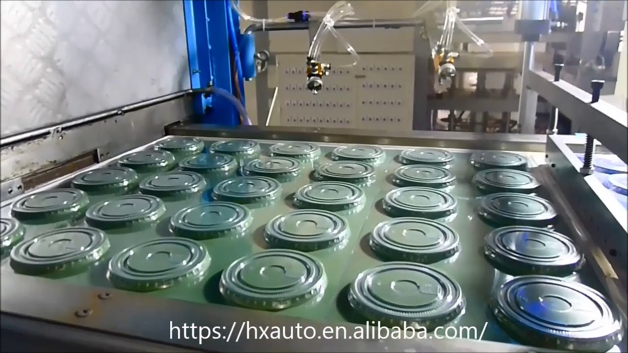 HX-700 vacuum forming machine - 3