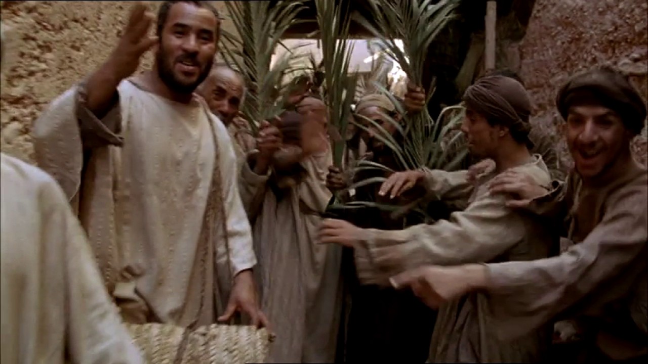 Jesus Rides into Jerusalem // Passion series