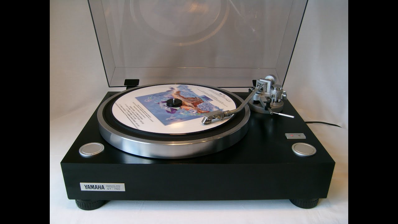 Yamaha GT-750