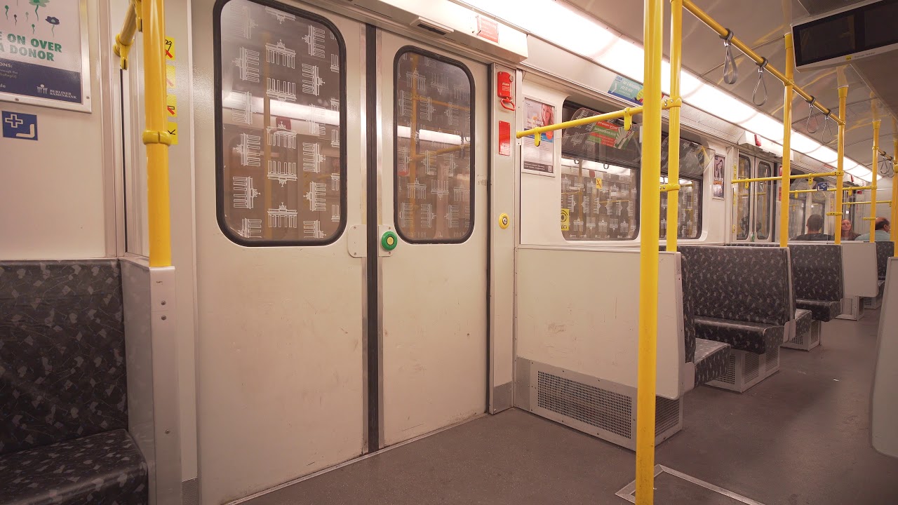 Germany, Berlin, U-Bahn ride from Osloer Straße to Nauener Platz