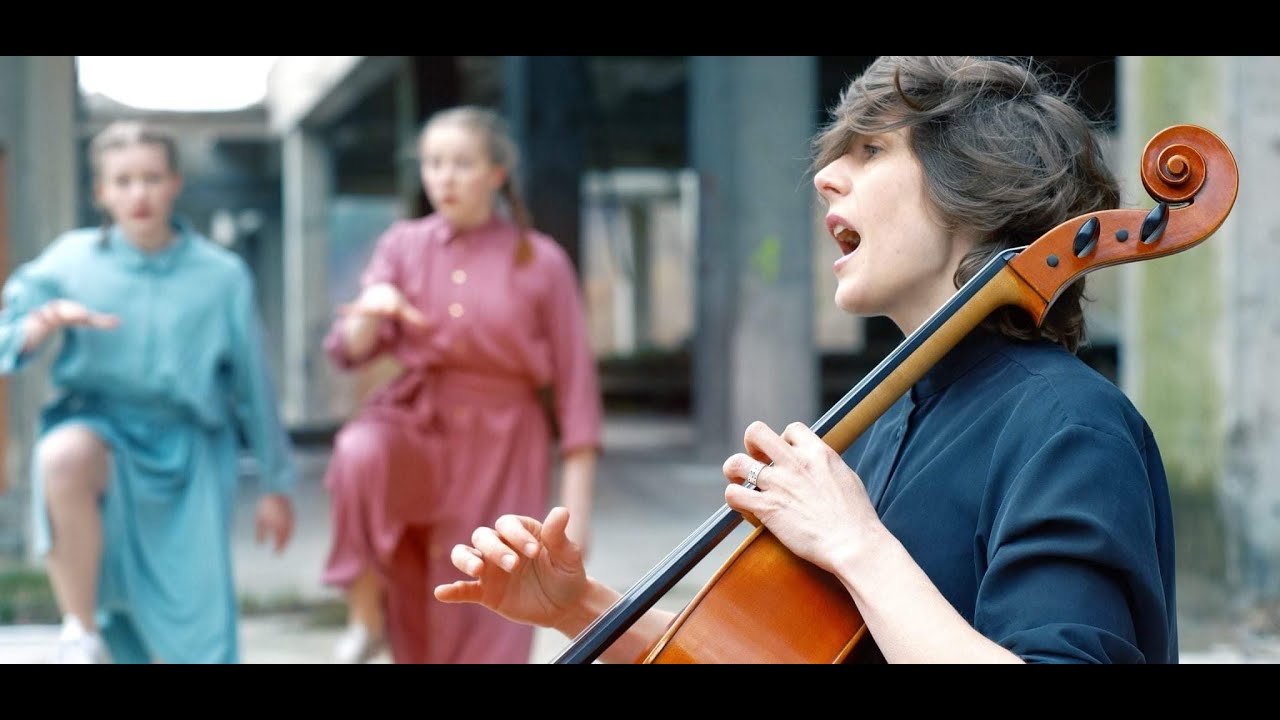 Sophie Abraham - Blue&Red