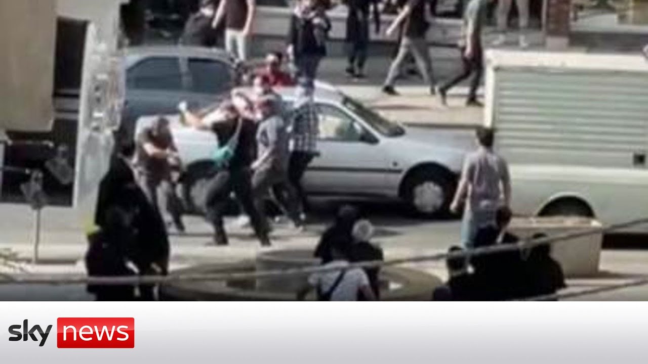 Iran: Secret police carrying out daylight abductions