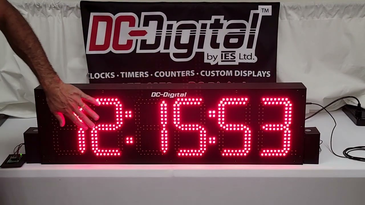 DC 806 GPS Atomic Outdoor Digital Time of Day Clock Hours, Minutes and Seconds