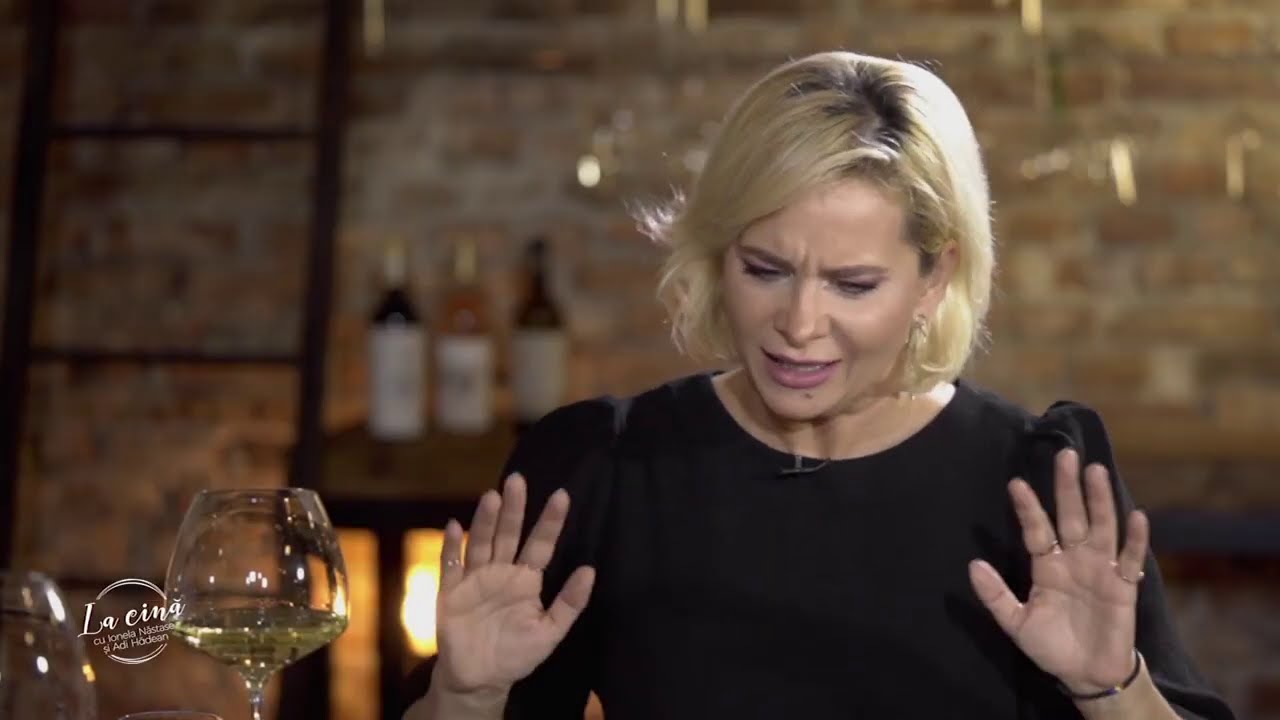 Paula Chirilă, între depresie, avansurile de la teatru și traiul într-o familie cu un tată alcoolic