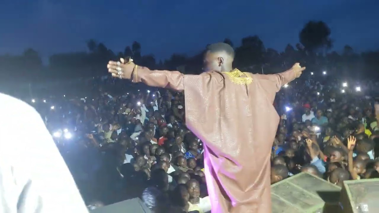 Elkane karha canali stade de MAHAMBA concert populaire pertie 10