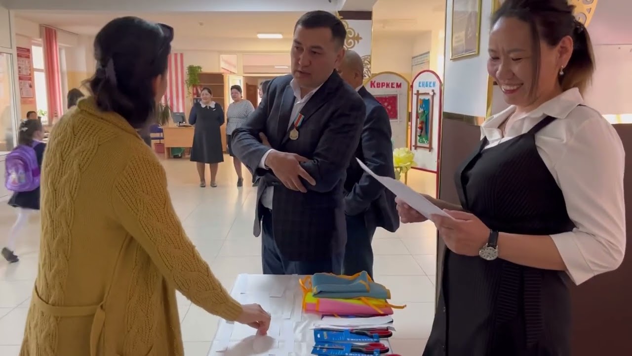 Эстетикалық пәндер бірлестігі 43 орта мектеп Іле ауданы ашылуы
