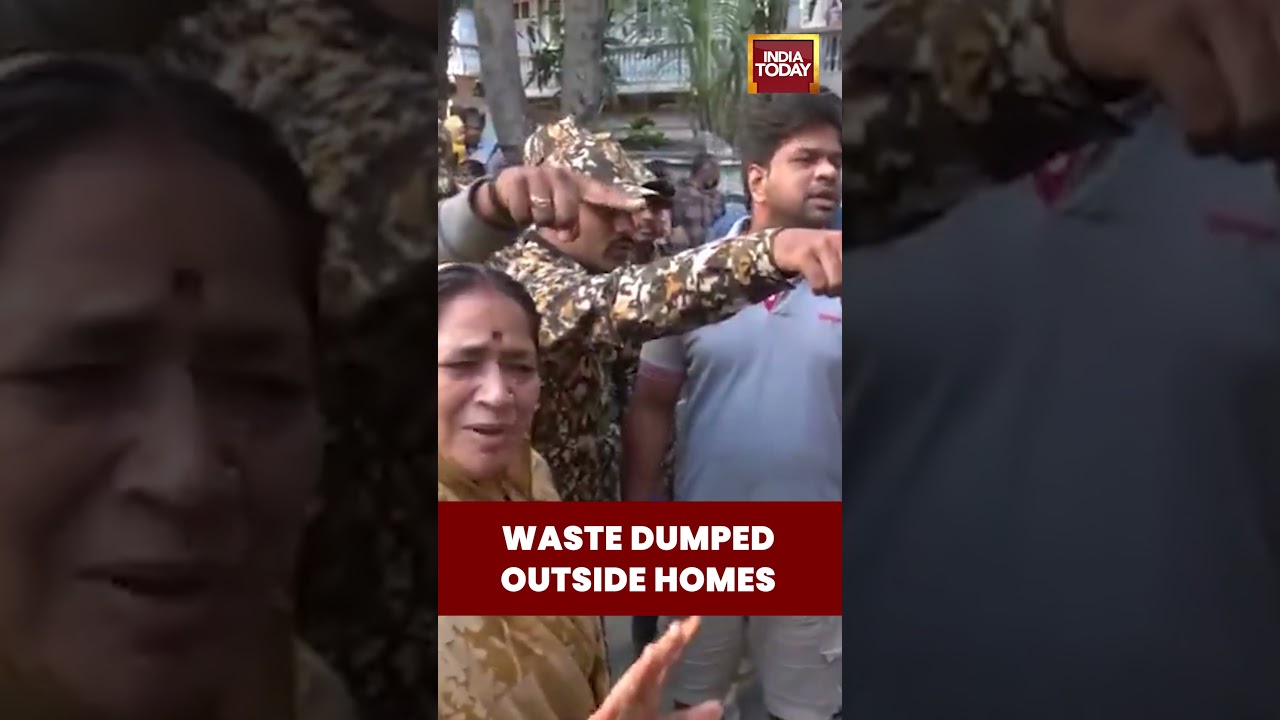 Garbage Dumped Outside Homes in Bengaluru&rsquo;s Bold Cleanliness Drive | India Today