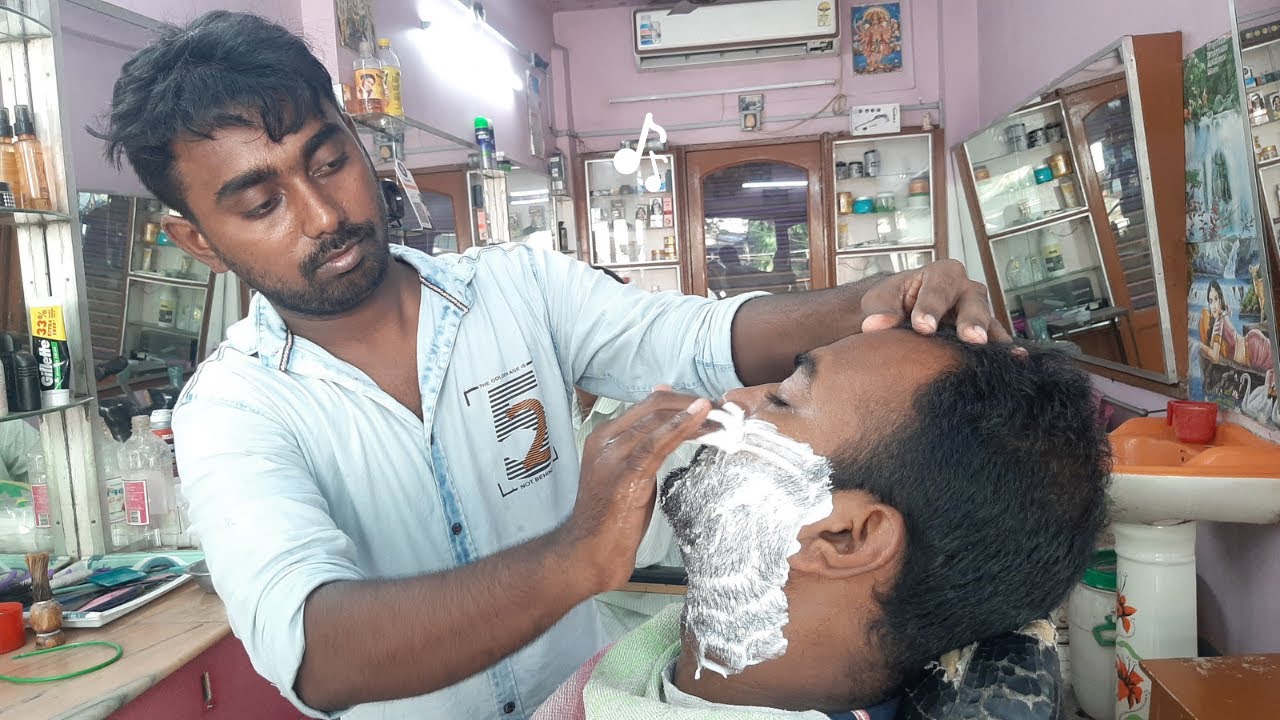 Feel The Beard Shave With A New Indian Barber.