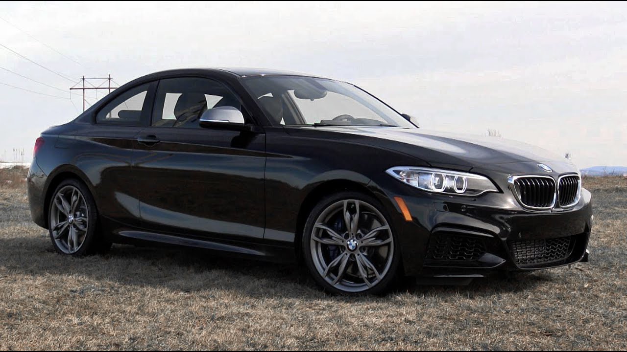 2016 BMW M235i: Review