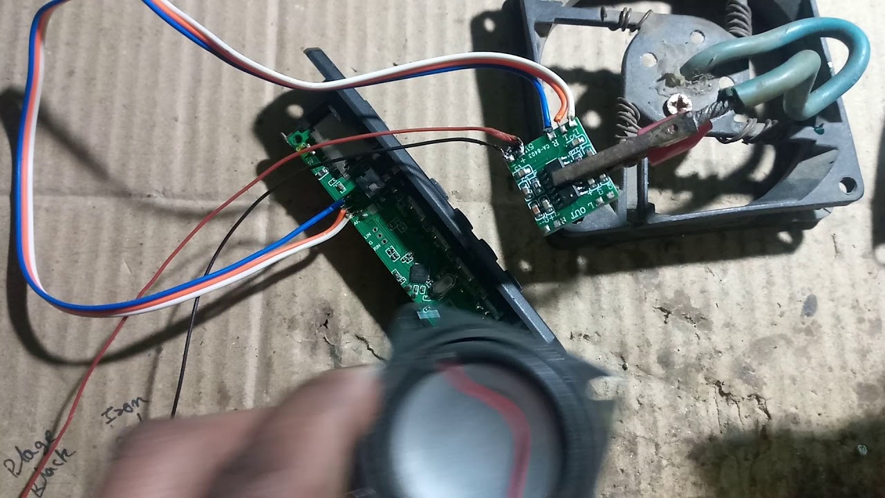 home made 5 volt amplifier using pam8403 and bluetooth card 