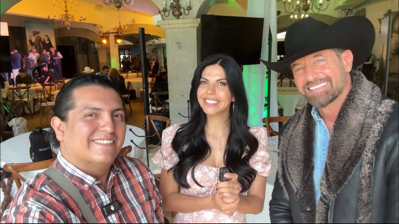 ENTREVISTA: ÁFRICA ZAVALA Y GABRIEL SOTO PROTAGONIZAN “MONTEVERDE”.