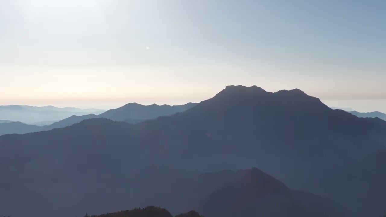 瓶ヶ森 石鎚へ沈む夕日と満天の星空