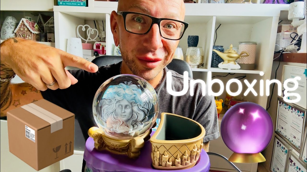 Unboxing Disney The Haunted Mansion: Madame Leota’s Crystal Ball 🔮