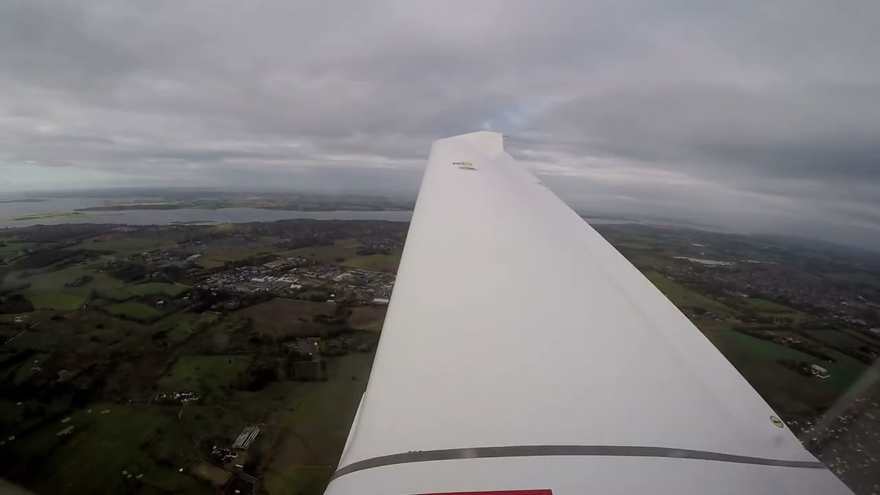 Local Flight in the DA40 from EKRK