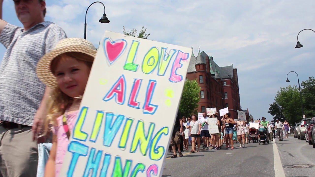 Thousands march in Burlington against immigration policy