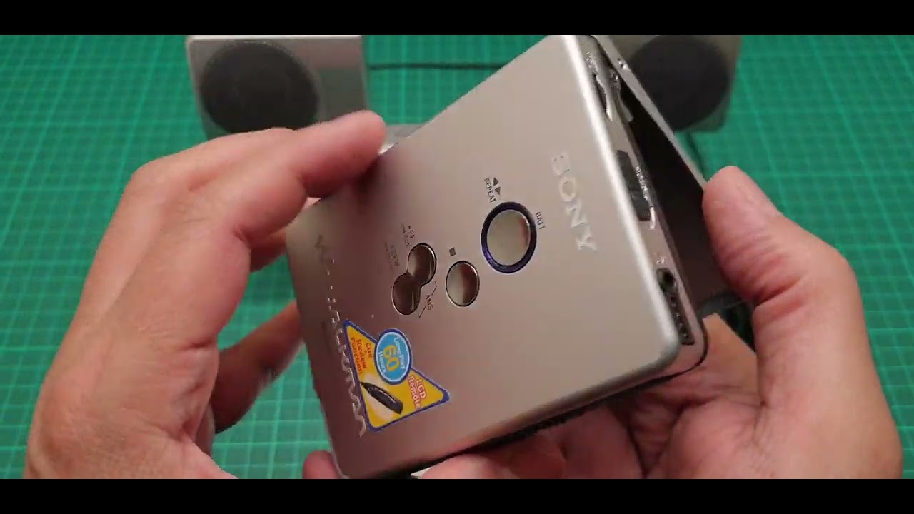 Sony WM-EX610 Personal cassette player Walkman review & demonstration