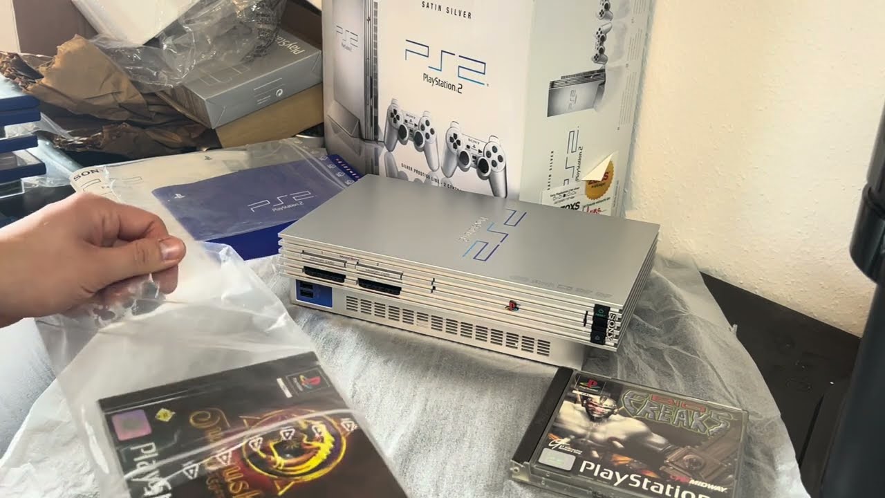 PlayStation 2 SATIN SILVER im Sammlerzustand BuyZOXS Unboxing Plus Retro Ps1 Games