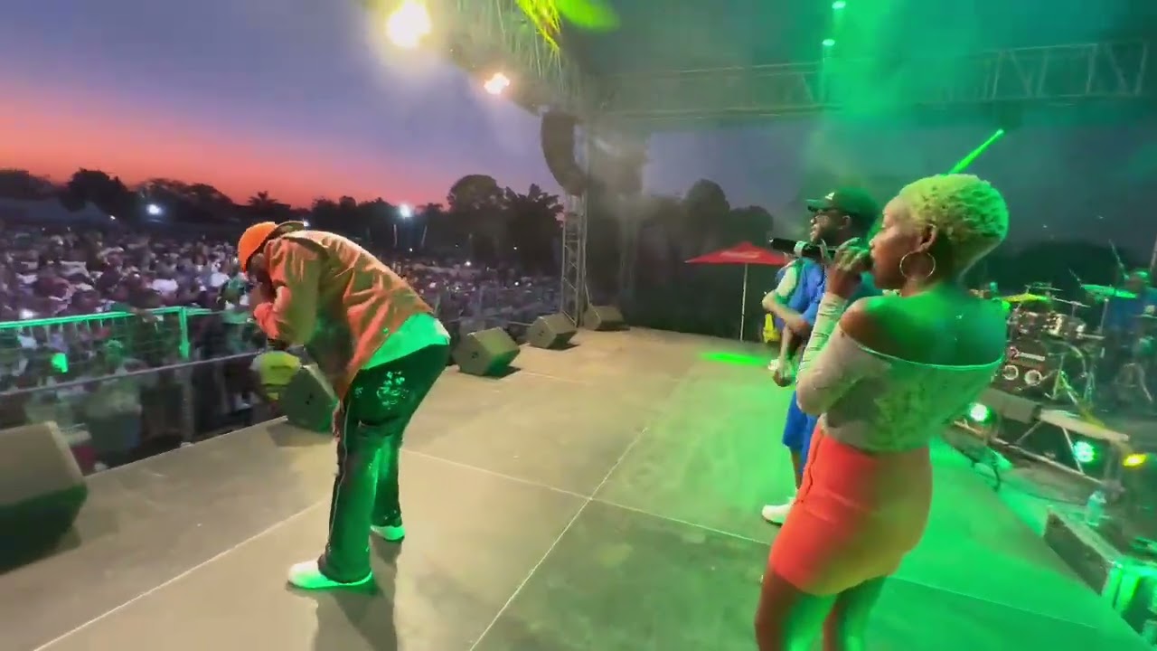 Freeman HKD-Usandisiye(LIVE PERFOMANCE IN HARARE(ALEX SPORTS CLUB #DoekandSlay